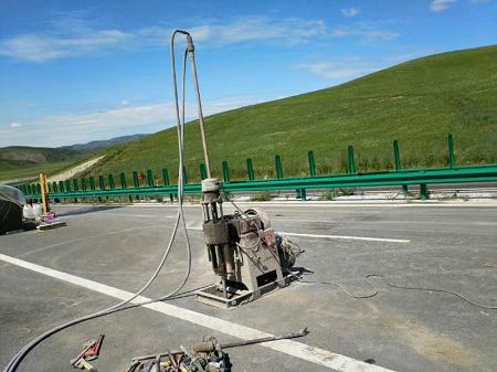 天涯镇公路地基基础注浆加固